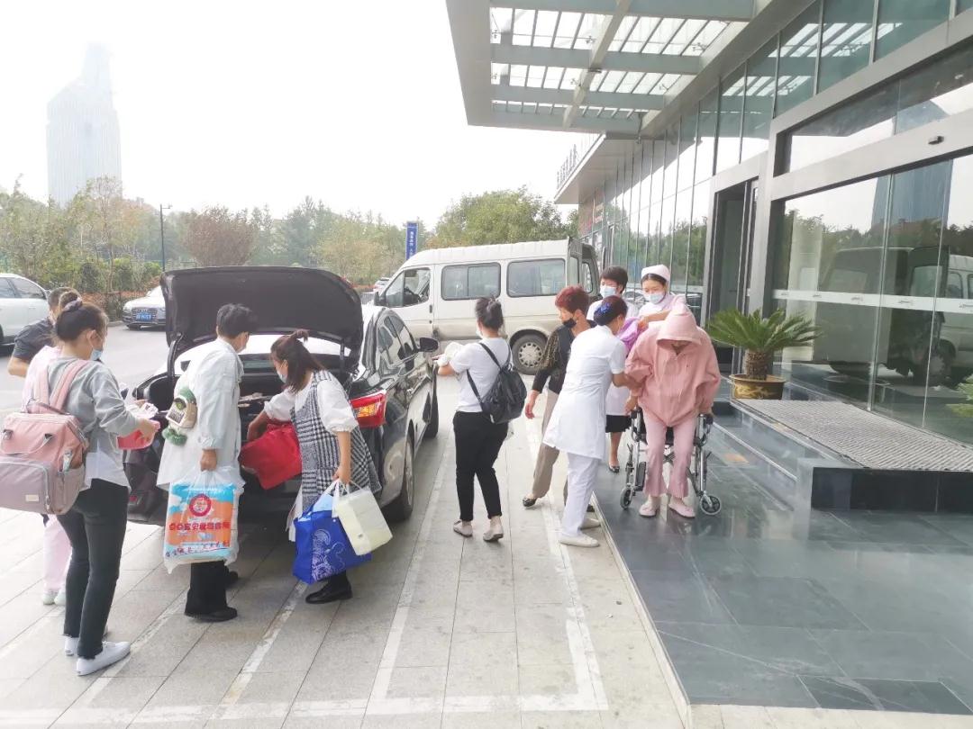 【越溪】小米小公主和媽媽入所啦 ~ 甜蜜的月子旅程等你查收哦??！
